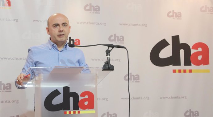 Miguel Jaime presenta las actividades del Día de Aragón de CHA.
