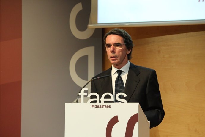 José María Aznar interviene en un acto de la Fundación FAES