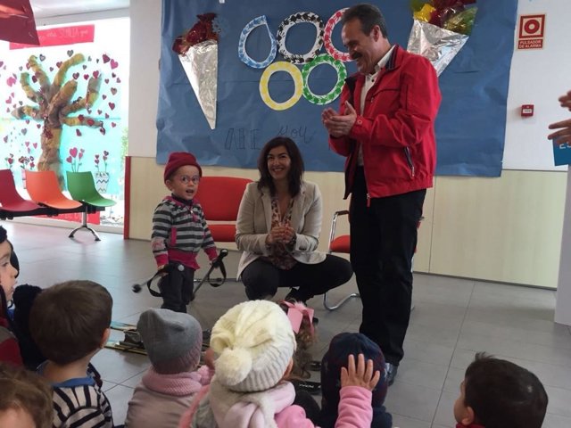 Niños en un colegio.