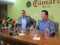 Scrats tacha las declaraciones de Pedro Sánchez de "desafortunadas" y le pide que las "puntualice"