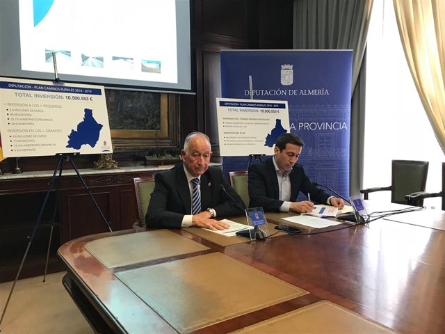 Gabriel Amat y Óscar Liria presentan "el plan más ambicioso" de la Diputación.