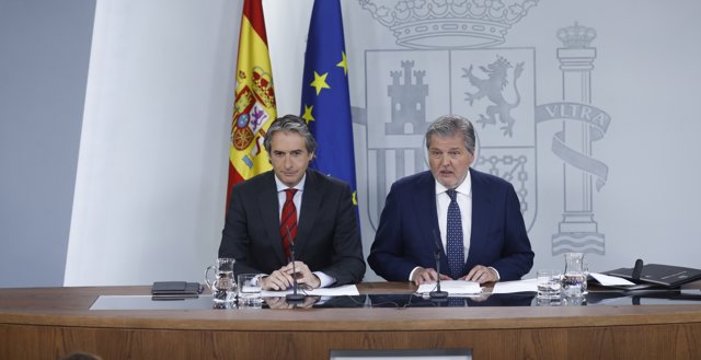 Roda de premsa d'Iñigo de la Serna i Méndez de Vigo després del Consell