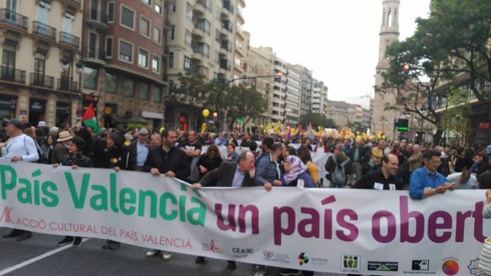 Manifestació País Valencià, un país obert