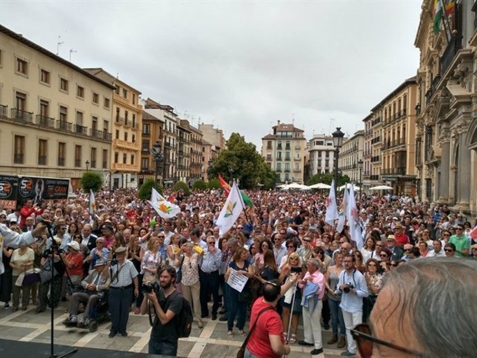Manifestación por la capitalidad judicial convocada por Juntos por Granada