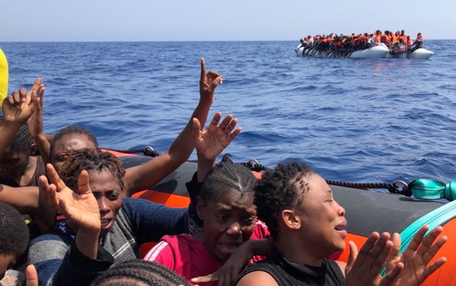 Rescate inmigrantes mediterráneo