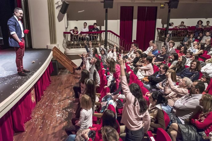Segovia.- Festival de magia en el Juan Bravo