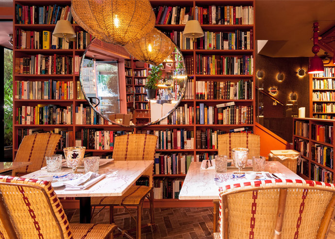 Madame Sushita celebra el Día del Libro convirtiéndose en una biblioteca de cuento