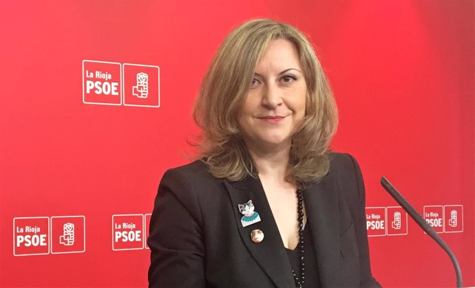 Emilia Fernández, diputada PSOE