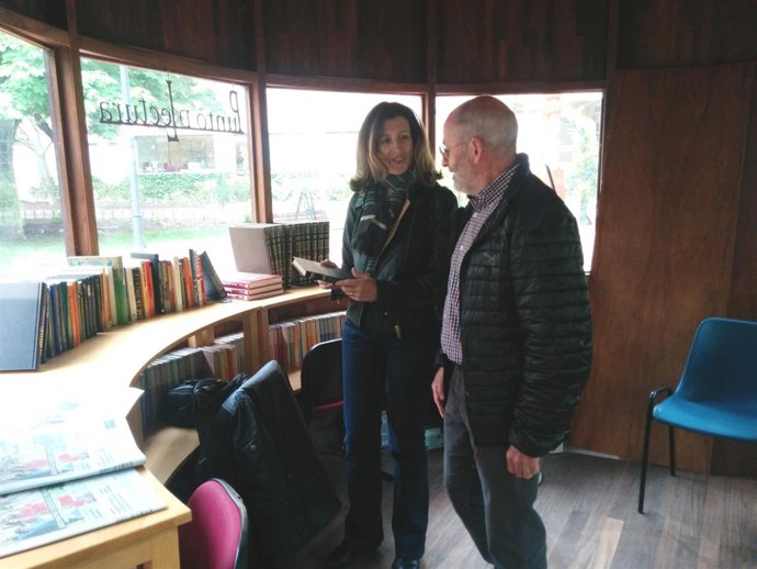 Los concejales, en el Punto de Lectura