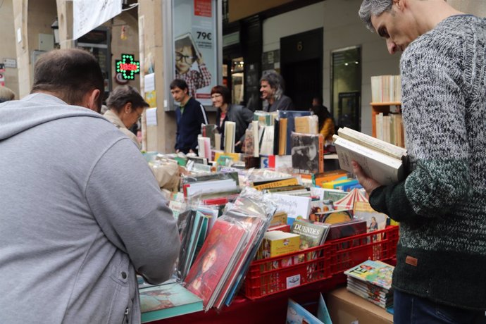 Stands del Día del Libro en Zaragoza