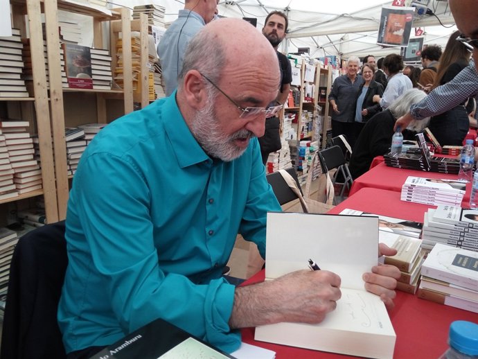 L'escriptor Fernando Aramburu