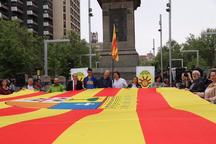 Chunta Aragonesista celebra el Día de Aragón en Zaragoza.