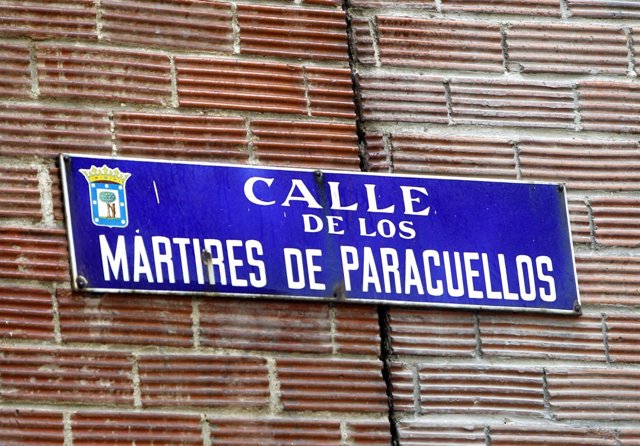 Calles Y Símbolos Franquistas, Franquismo, Calle De Los Mártires De Paracuellos