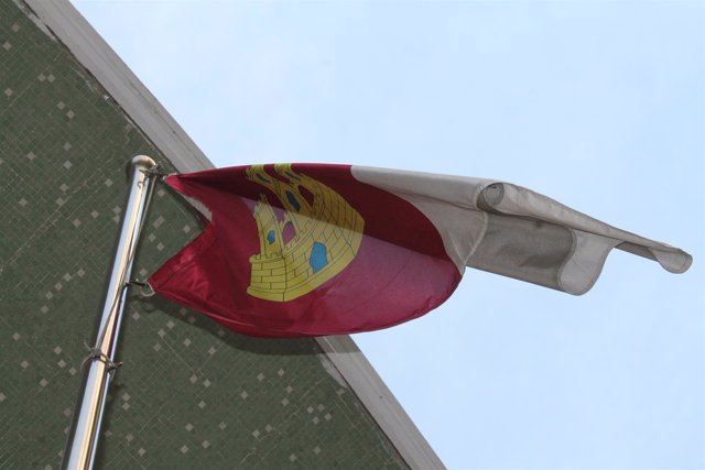 Bandera, Castilla La Mancha, Cielo, Mástil