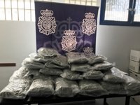 Incautados 30 kilos de marihuana ocultos en un depósito de agua en Marbella