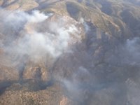 Un avión anfibio se incorporará a la extinción del fuego en las sierra de Felix (Almería)