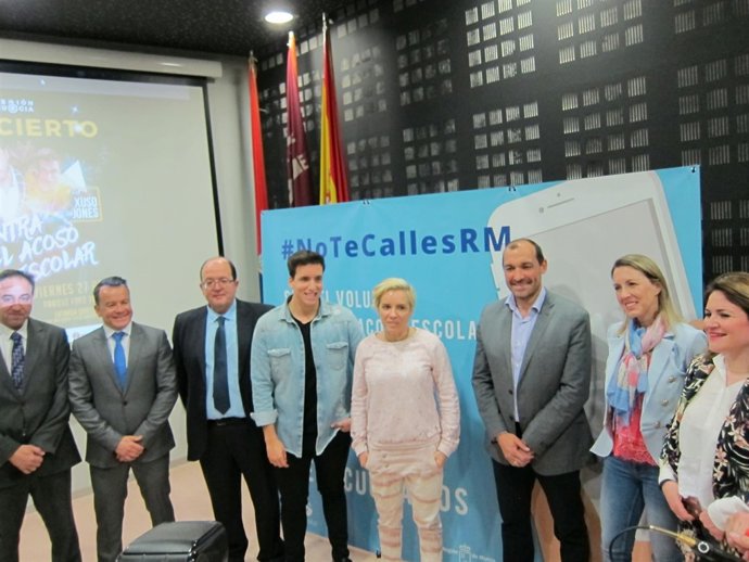 Xuso Jones y Adela Martínez Cachá 