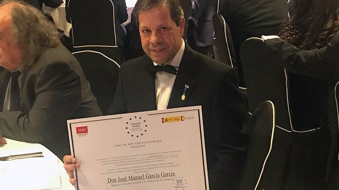 José Manuel García, UCLM, Medalla Oro en el Trabajo