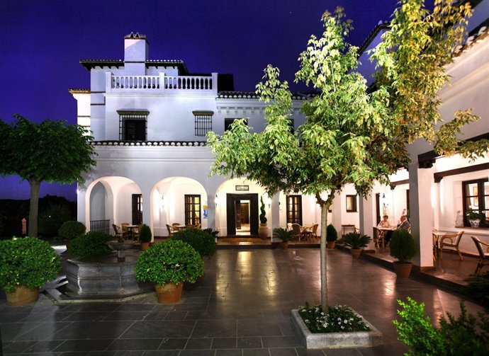 Hotel Barceló La Bobadilla En Granada Interior Vista Nocturna