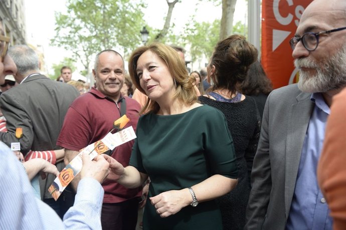 Carina Mejías, Cs