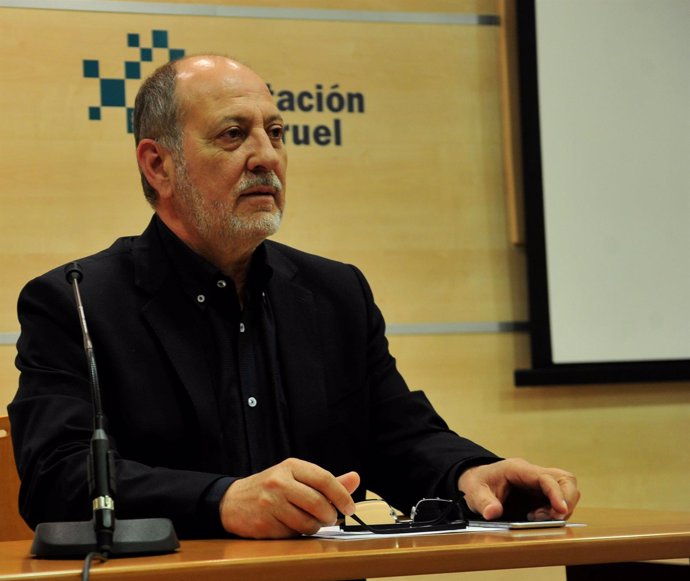 El portavoz provincial del PSOE Teruel, José Ramón Ibáñez.