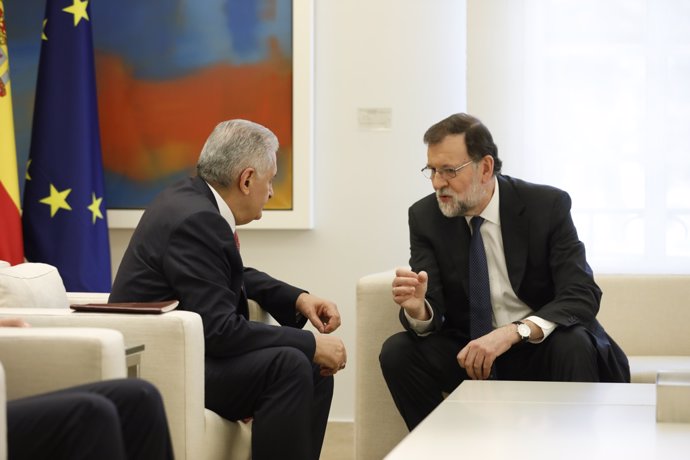 Rajoy recibe en la Moncloa al primer ministro de Turquía, Binali Yildirim