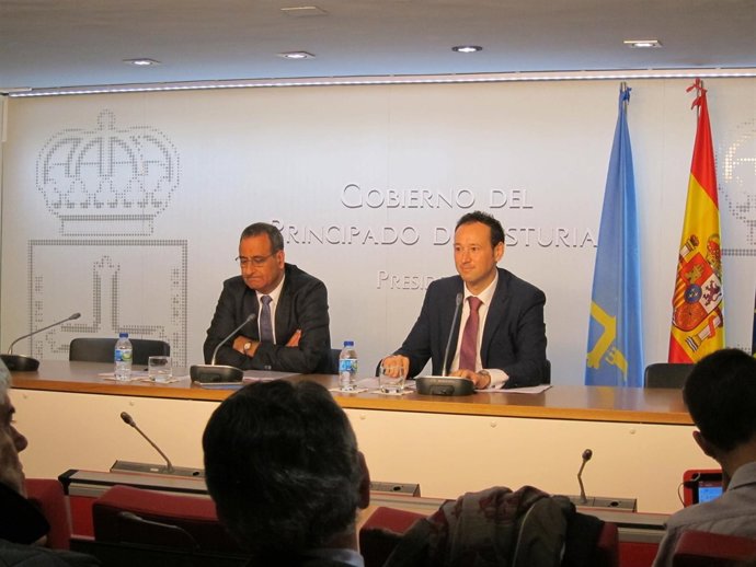 Los consejeros Fernando Lastra y Guillermo Martínez