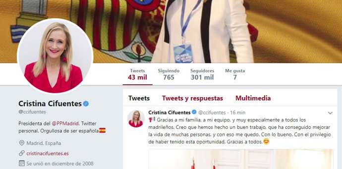 Cifuentes elimina de su perfil de Twitter el cargo de la presidenta