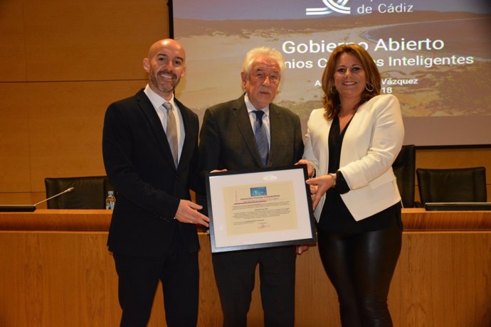 Diputación de Cádiz recoge un premio por Gobierno Abierto