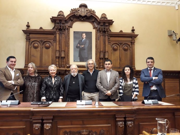 PREMIADOS PLENO DE HONORES Y DISTINCIONES DE GIJÓN