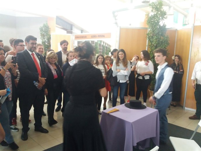 Utrera acoge unas jornadas de orientación laboral