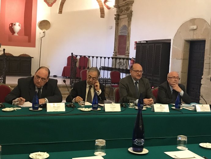 Reunión de miembros del Tribunal de Cuentas de España y Portugal