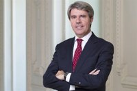 Garrido, el sucesor natural de Cifuentes tras años formando tándem en el partido y Gobierno