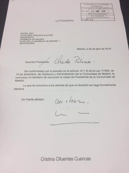 Escrito de Cifuentes para renunciar a la presidencia de la Comunidad de Madrid