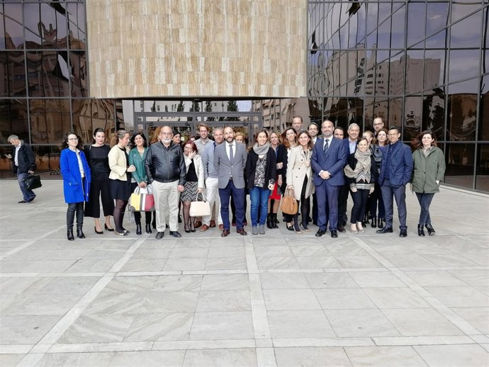 Concentración de jueces y fiscales en Granada