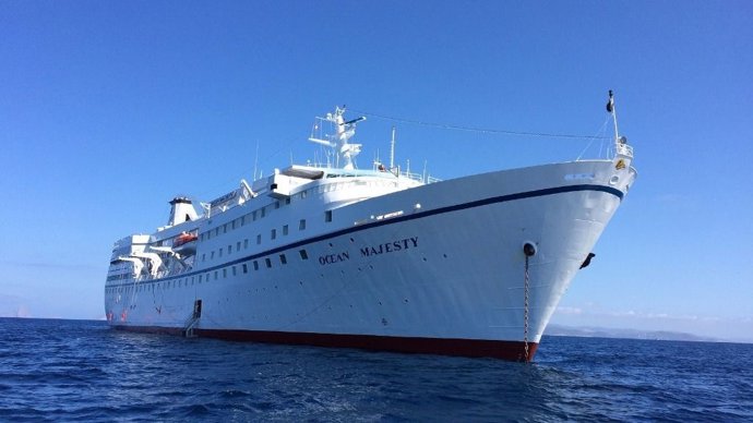 El creuer Ocean Majesty