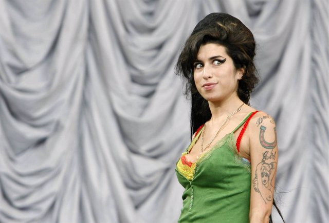 AMY WINEHOUSE