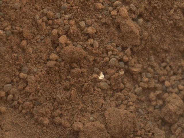 Detalle de suelo marciano captado por el rover Curiosity