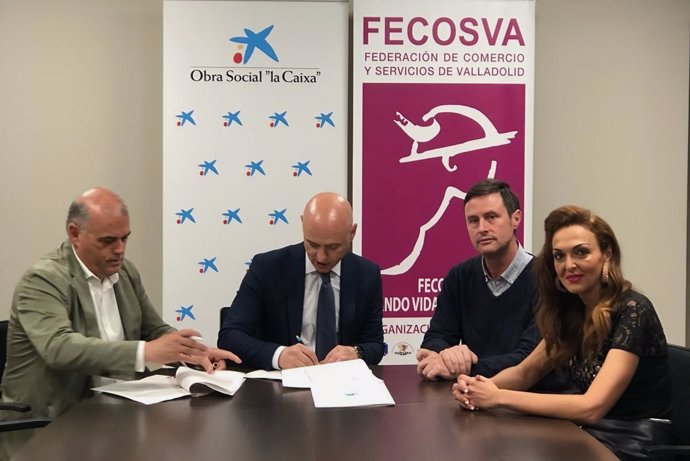 Firma del acuerdo entre Fecosva y CaixaBank. 26-4-2018