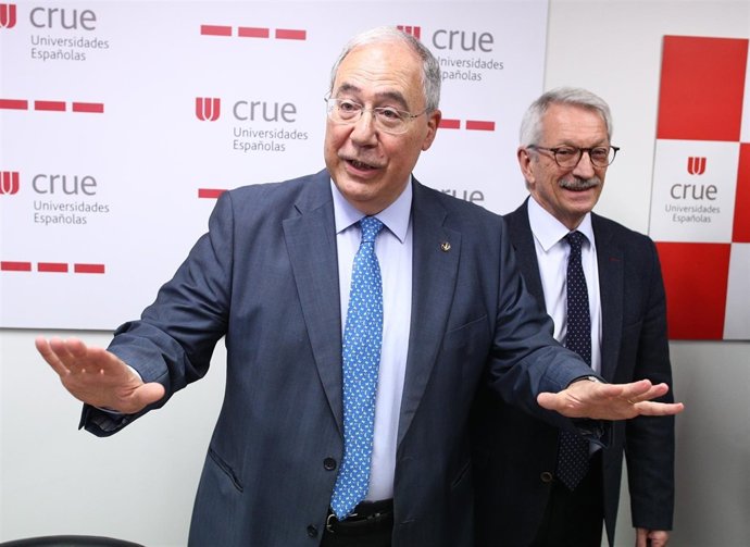 Rueda de prensa del presidente de la CRUE, Roberto Fernández