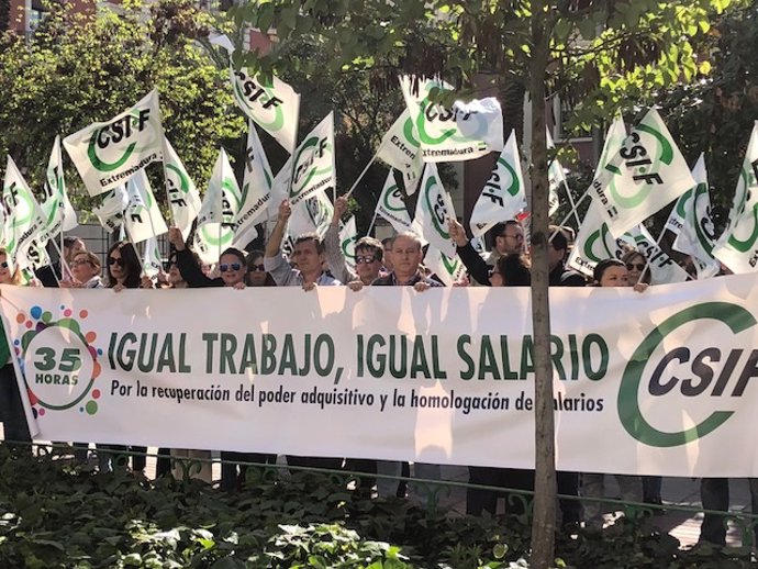 Concentración de CSIF en Badajoz