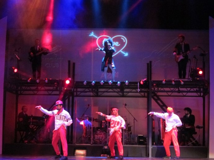 Un dels moments de l'espectacle 'Forever King of Pop'