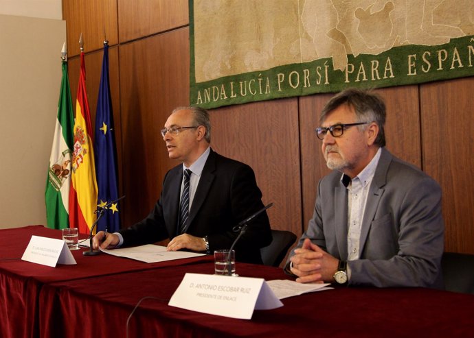 Juan Pablo Durán y Antonio Escobar, hoy en el Parlamento de Andalucía.