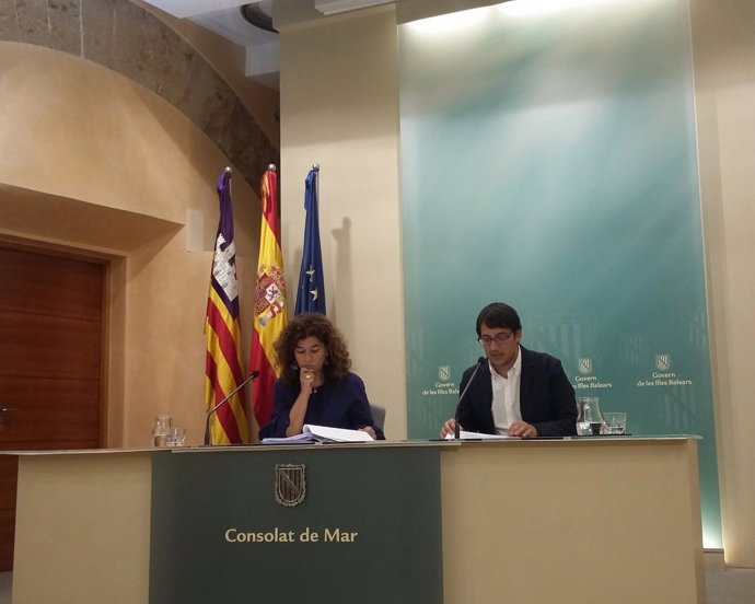 Negueruela y Costa en el Consell