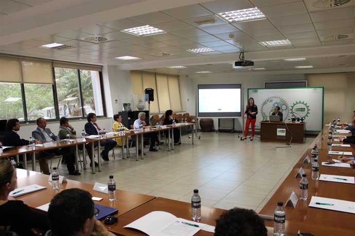 Jornada sobre internacionalización en el Canal Contract, de Extenda.