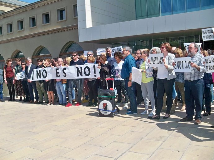 Concentració contra la sentència de La Manada