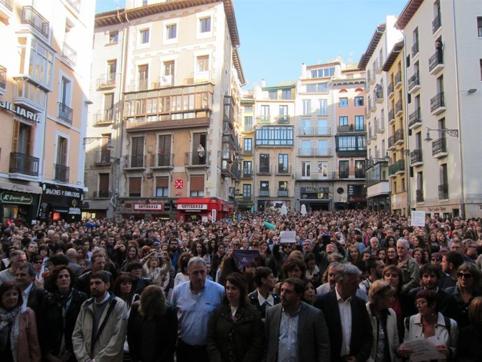 Concentración en Pamplona en rechazo por la sentencia a 'La Manada'
