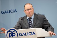 El PPdeG lamenta que Villares acepte en el Grupo de En Marea a otro diputado "que intentó intimidar a un policía local"