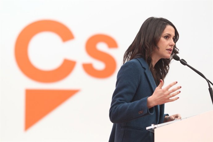 Roda de premsa d'Inés  Arrimadas a la seu de Ciudadanos