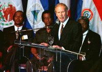Fallece a los 72 años el expresidente y alcalde de Guatemala Álvaro Arzú tras sufrir un infarto